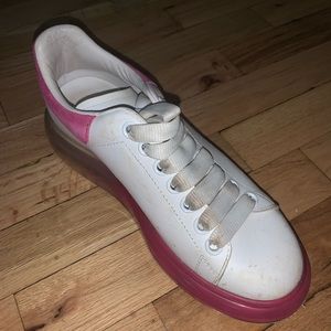 Alexander McQueen white sneaker with pink sole